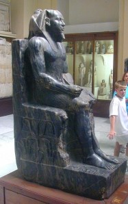 Sellicks_Khafregneiss-Cairo_crop